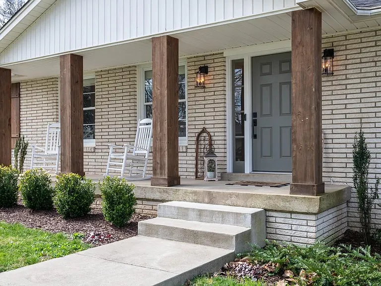 5405 Wakefield Dr — Photo 3