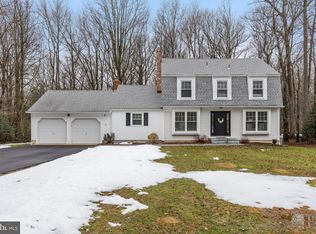 16 Bayau Trl, Medford, NJ 08055
