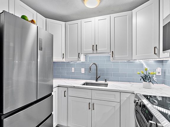 5th image of 116 Boston Post Rd E APT 204