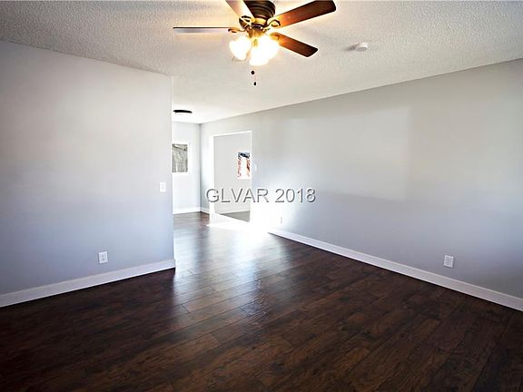 4th image of 5825 Glen Eagles Ln