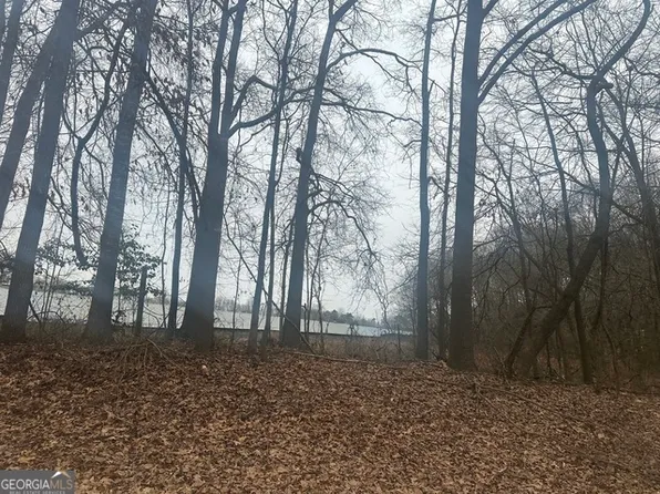 775 Riverbend Rd, Commerce, GA 30530