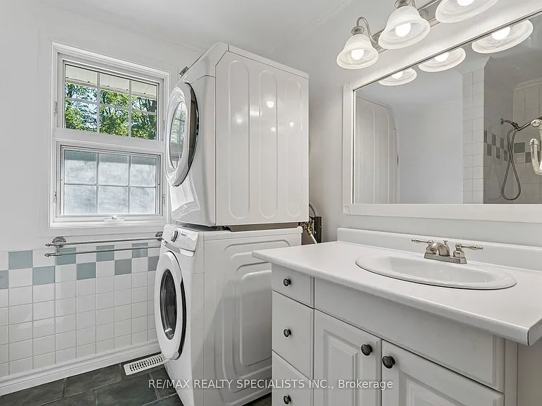 782 Hastings Ave — Photo 30