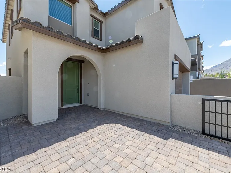 12059 Arrebol Ave — Photo 4