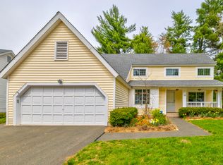 12 Southbridge Ct #12, Simsbury, CT 06070