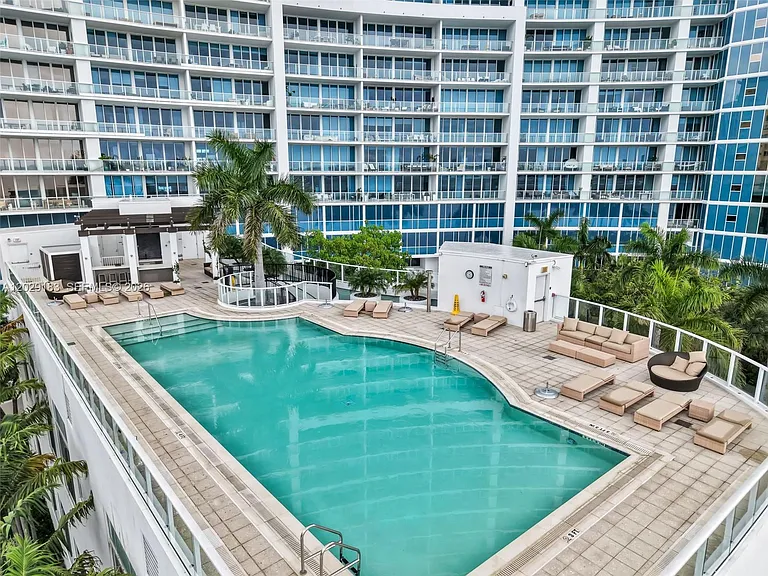 2020 N Bayshore Dr #2603 — Photo 47