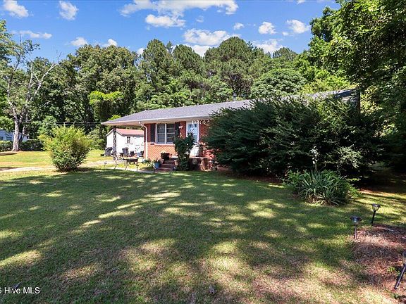2nd image of 9781 Red Oak Road