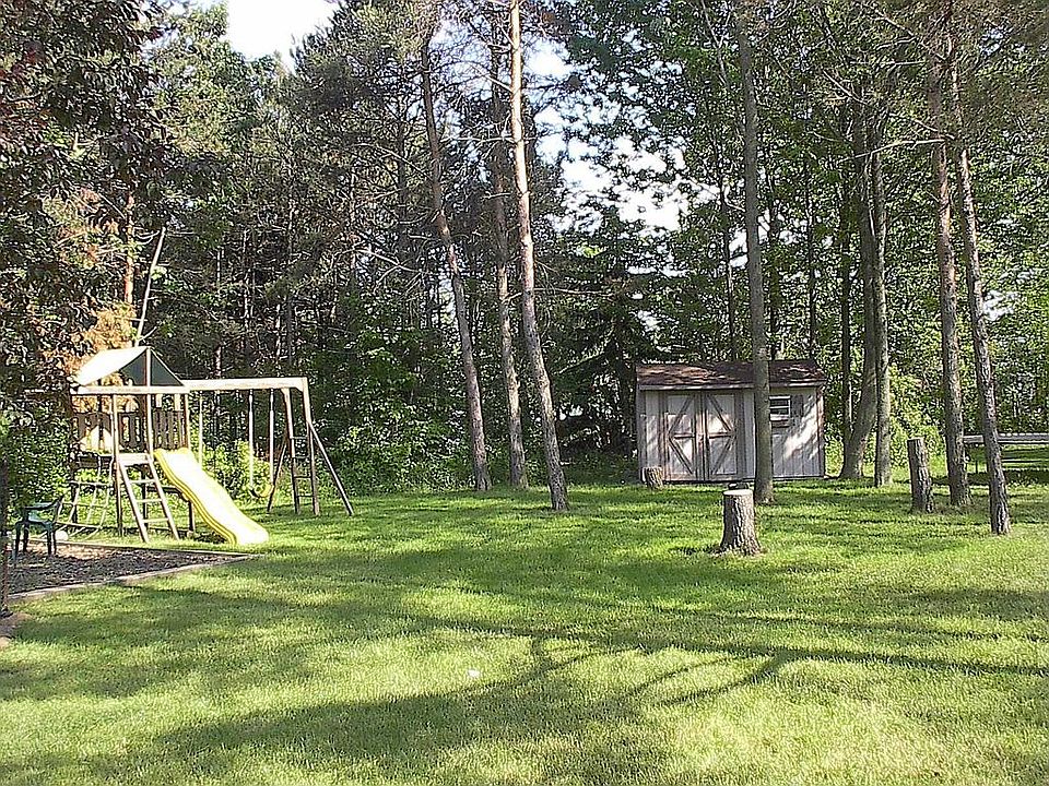 2nd image of 70 Partridge Ln
