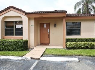 17062 NW 60th Ct, Hialeah, FL 33015