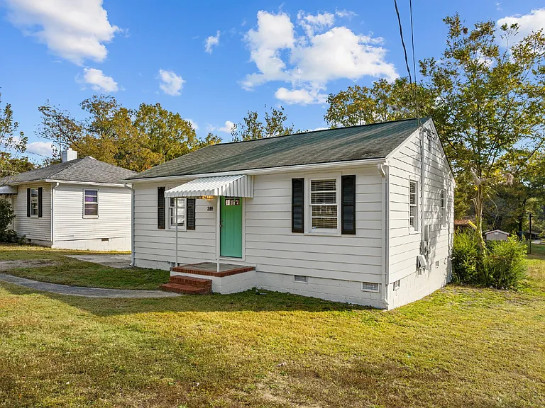 206 Raynor St — Photo 16