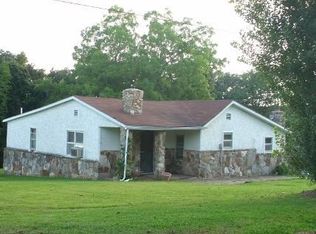 2009 Stone Ridge Dr, Mountain Grove, MO 65711