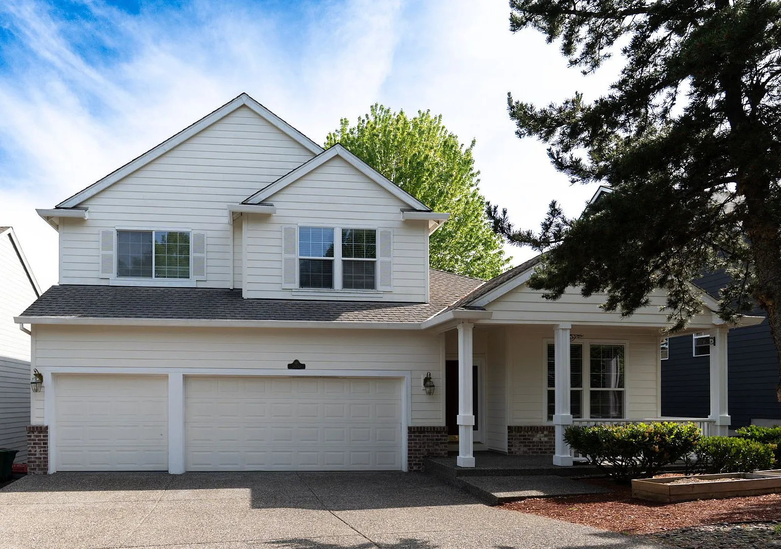 16130 SW Loon Drive - Beautifully Refreshed Home — Photo 1