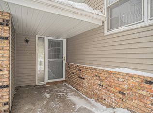 9551 Taylor St, Omaha, NE 68134