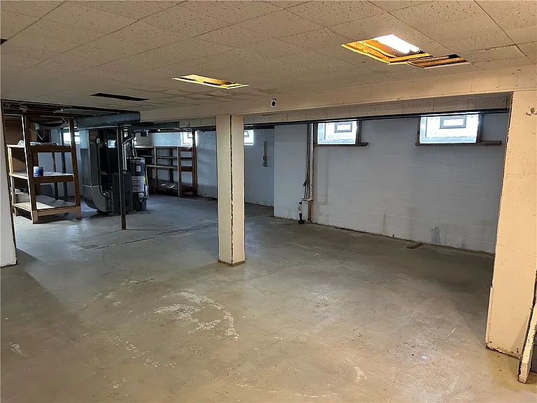 40 Guildhall Rd — Photo 24