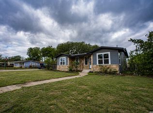 2423 AIKEN ST, San Antonio, TX 78237