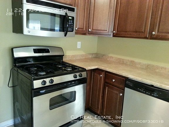 4th image of 11224 Applewood Dr