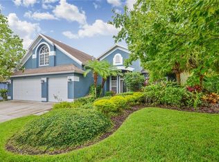 16135 Bridgepark Dr, Lithia, FL 33547