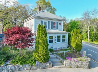 16 Grove St, West Warwick, RI 02893