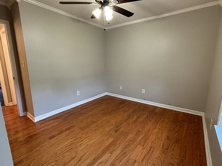 110 Fox Haven Ln — Photo 15