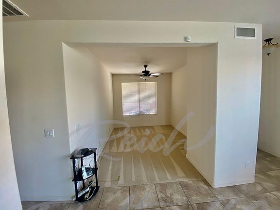 4th image of 10032 W Watkins St