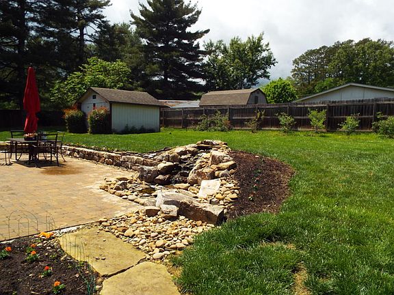 5th image of 615 Ensley Dr