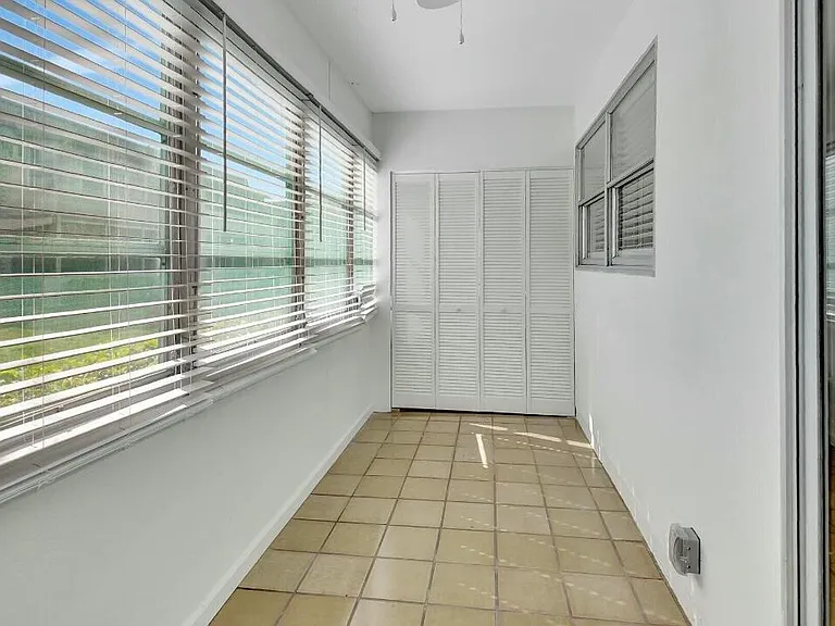 581 Monaco Park #581 — Photo 24