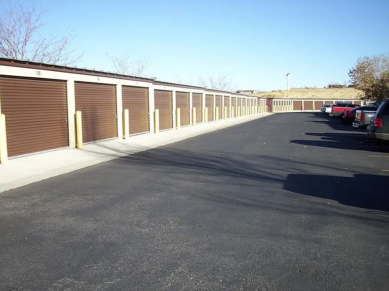 Foxhill Apartments — Photo 45