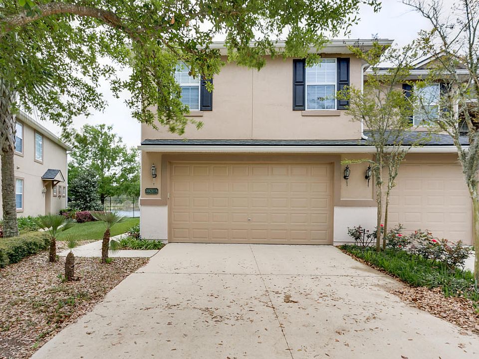 1st image of 3921 Buckthorne Dr