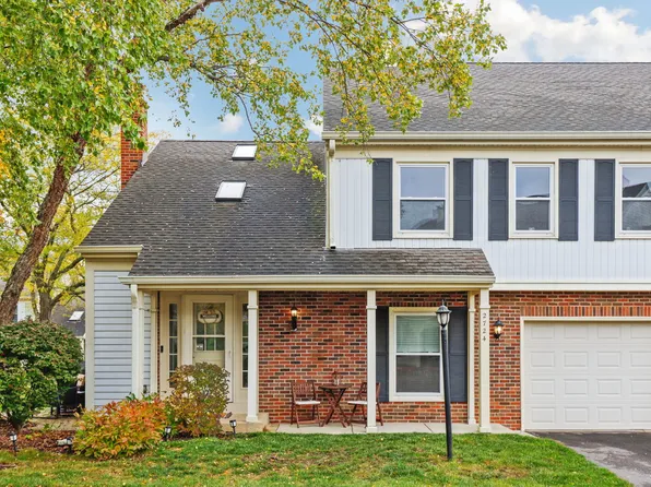 2724 College Hill Cir, Schaumburg, IL 60173