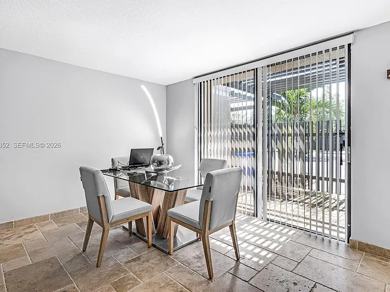1424 NW 113th Way — Photo 10