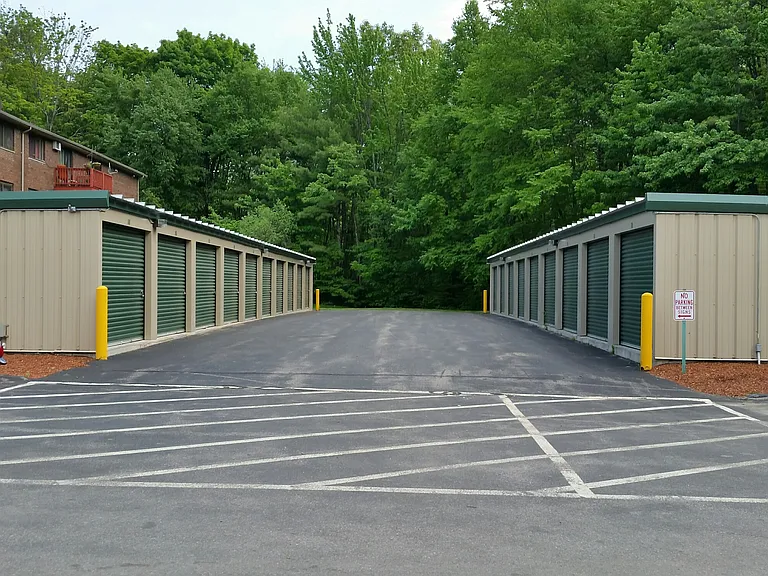 Eastern Trails Apartments and Storage — Photo 15