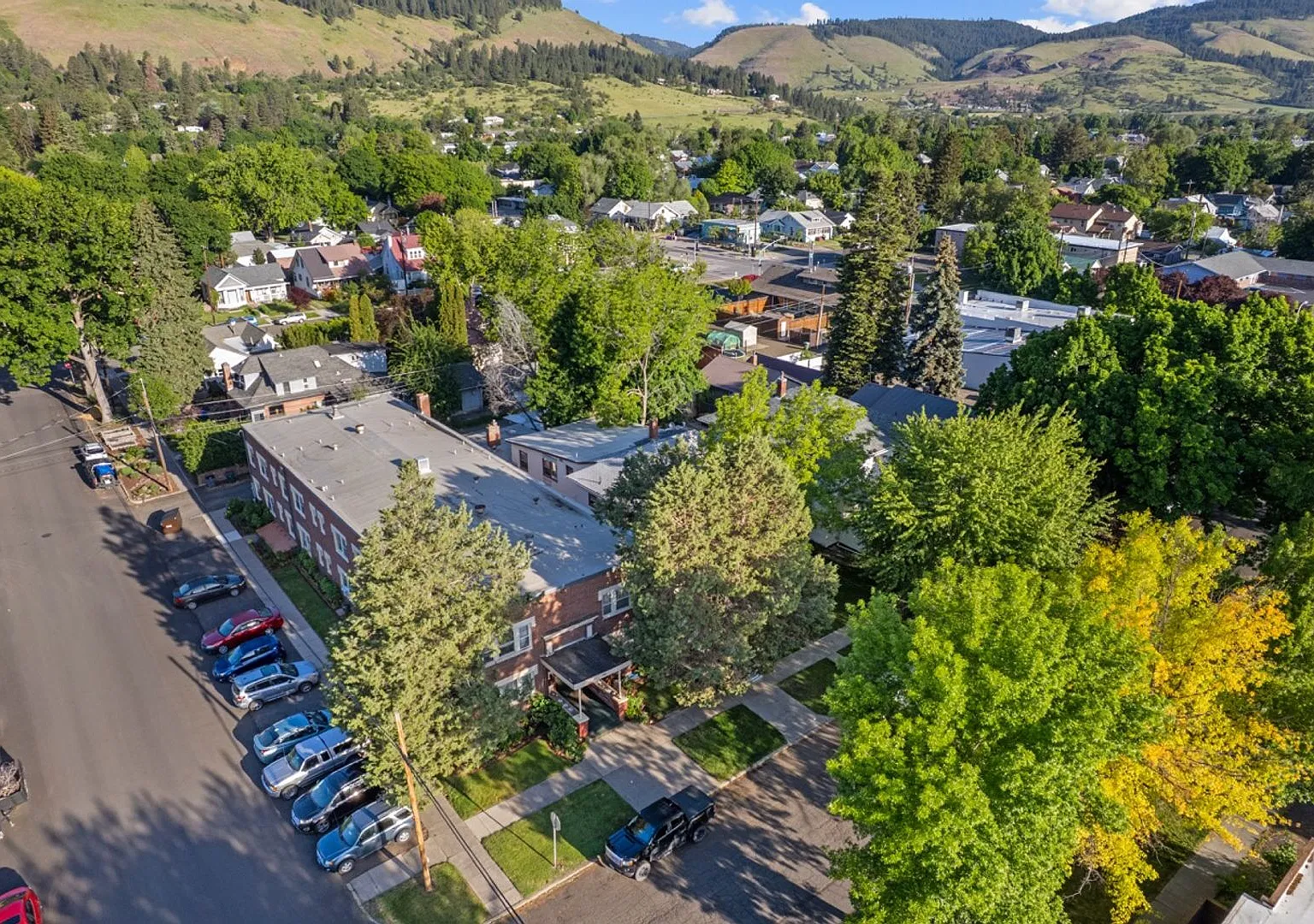 Grande Ronde Apartments — Photo 4