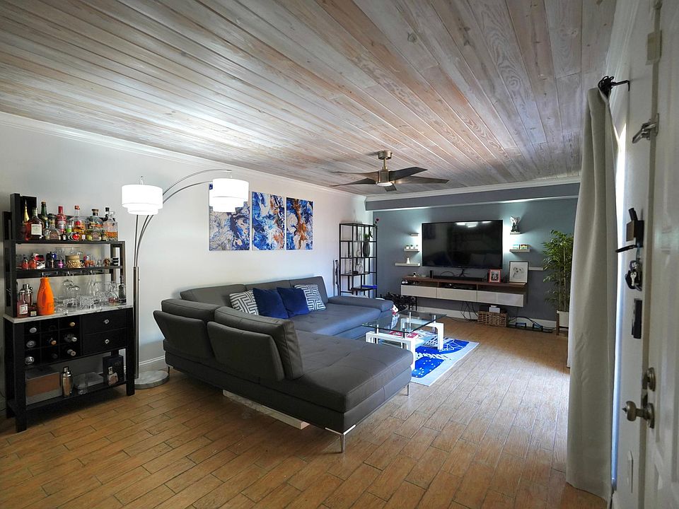 1st image of 3030 SW Sunset Trace Cir