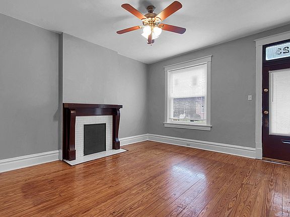 5th image of 3923-3925 Wyoming St #3923-388