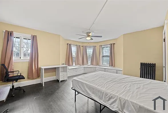 2460 Euclid Heights Blvd — Photo 16