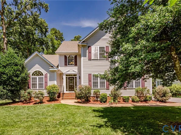 718 Green Vista Dr, Chester, VA 23836