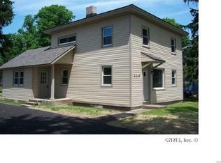 6897 Buckley Rd, North Syracuse, NY 13212