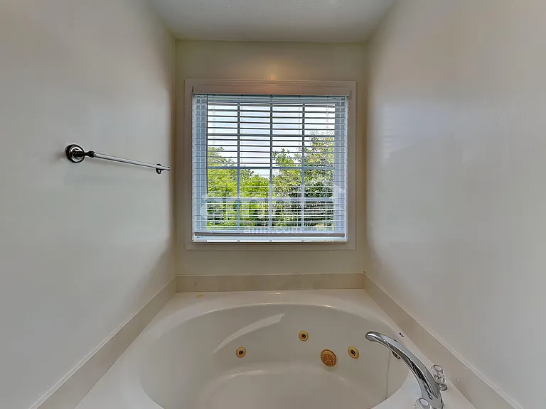 127 Paige Park Ln — Photo 10