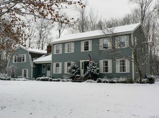 21 Tiffany Dr, Danbury, CT 06811