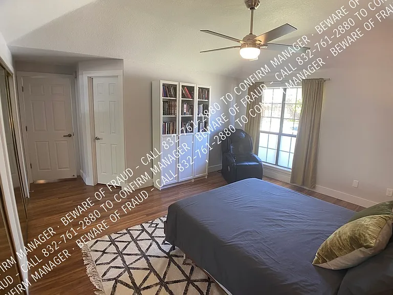 645 Thompson Dr — Photo 7