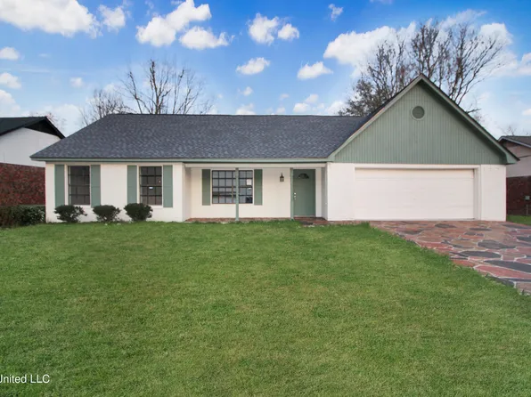 5030 Raintree Dr, Byram, MS 39272