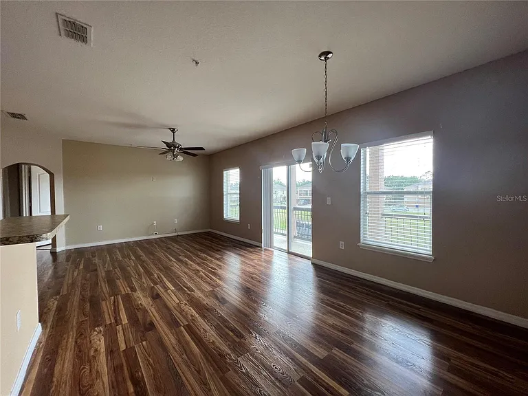 2137 Betsy Ross Ln #2137 — Photo 15