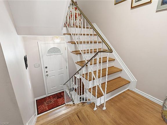 3rd image of 1526 Westminster Pl