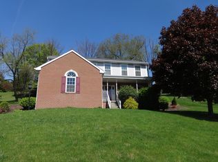 15 Moreland Ave, Greensburg, PA 15601