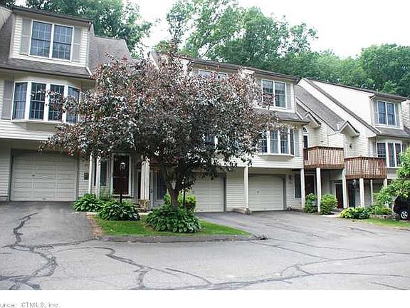 2nd image of 101 Fox Hollow Dr