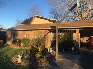 1206 N Porter St, Stuttgart, AR 72160