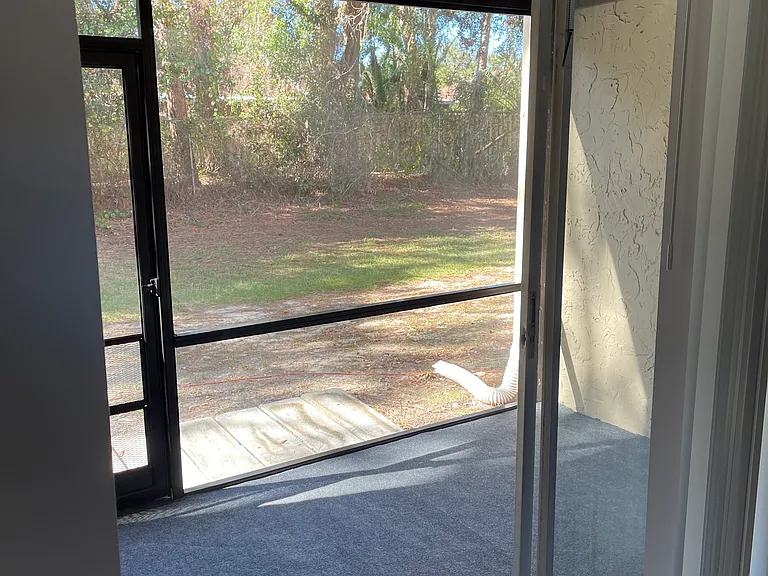 2601 Pine Lake Ter #B — Photo 14
