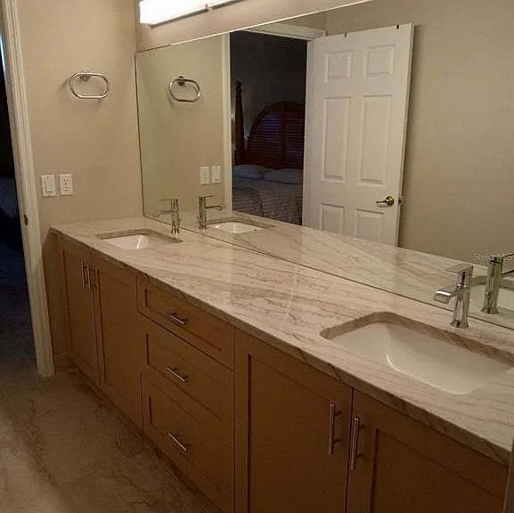 1181 Athlone Way — Photo 17