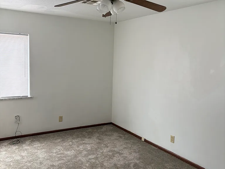 522 N Harding St — Photo 21