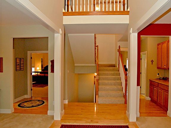 2nd image of 248 Greycliff Bluff Dr