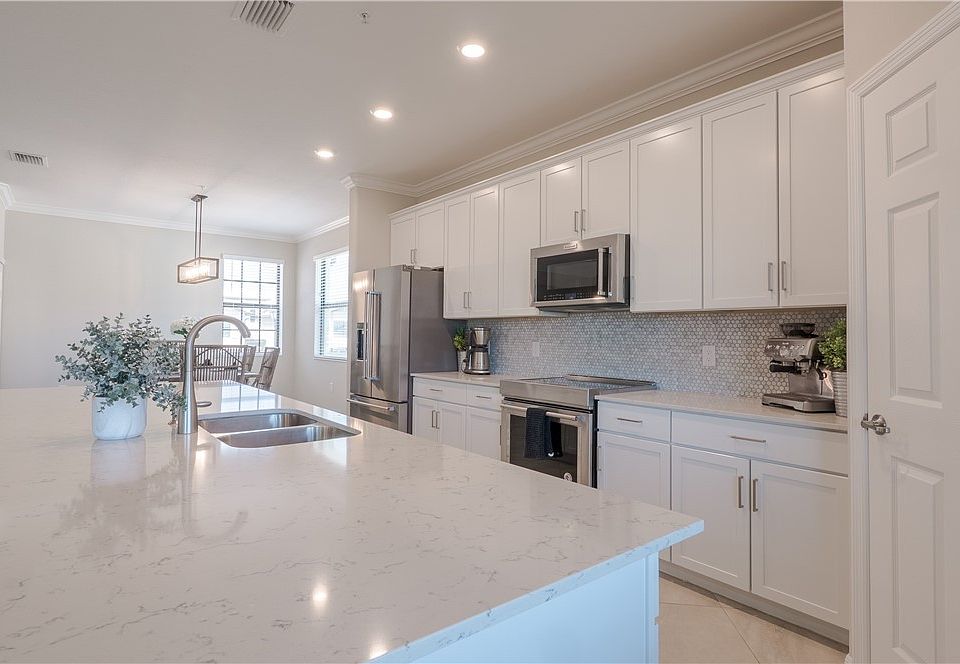1st image of 2360 Anguilla Dr #201